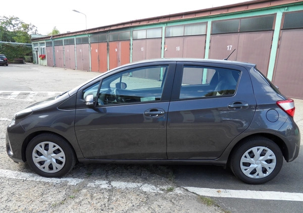 Toyota Yaris cena 57000 przebieg: 18536, rok produkcji 2017 z Wrocław małe 92